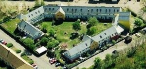 luftfoto af bofællesskabet blangstedgård kollektiv andelsboligforening fyn